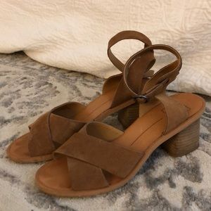 Dolce Vita Rio Leather/Suede Sandal w/ Block Heel